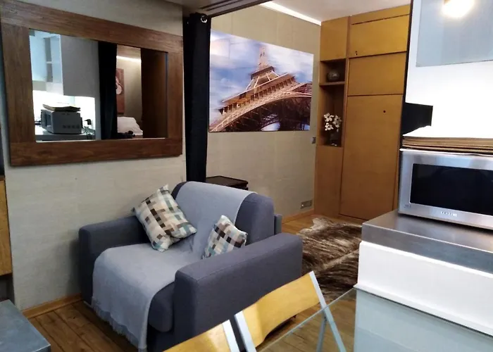 Paris Interiors Rentals - Le Marais Louvre - Notre Dame